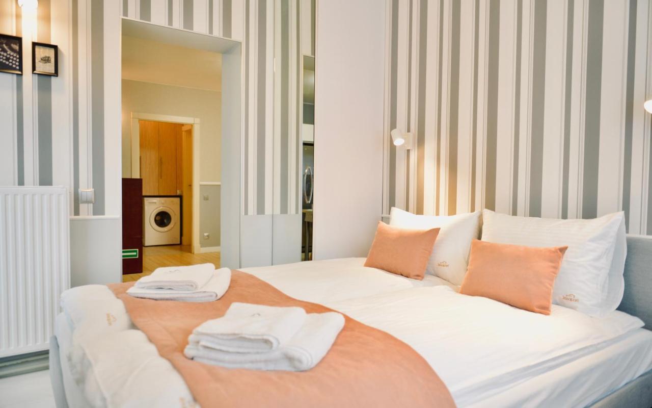 Jessapart- Babka Tower Apartment Варшава Экстерьер фото