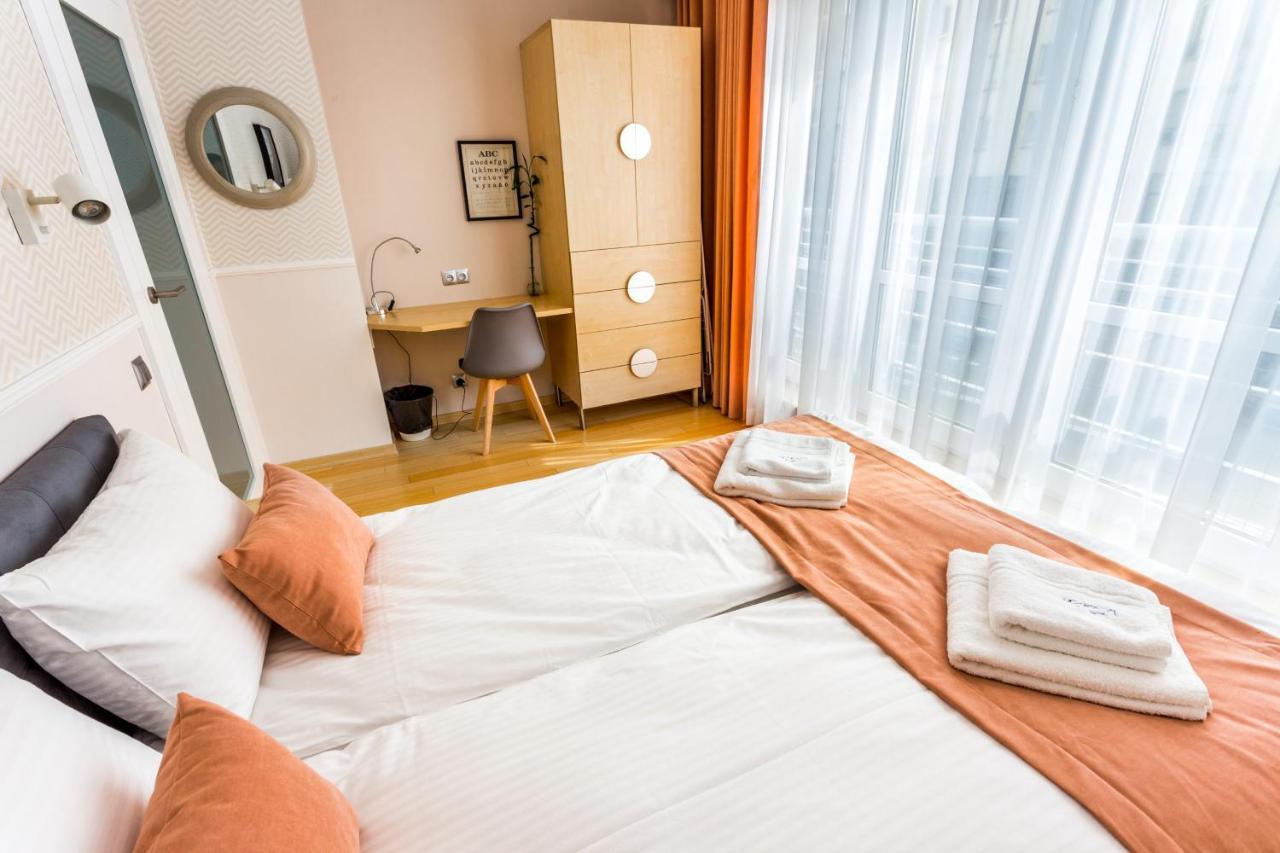 Jessapart- Babka Tower Apartment Варшава Экстерьер фото