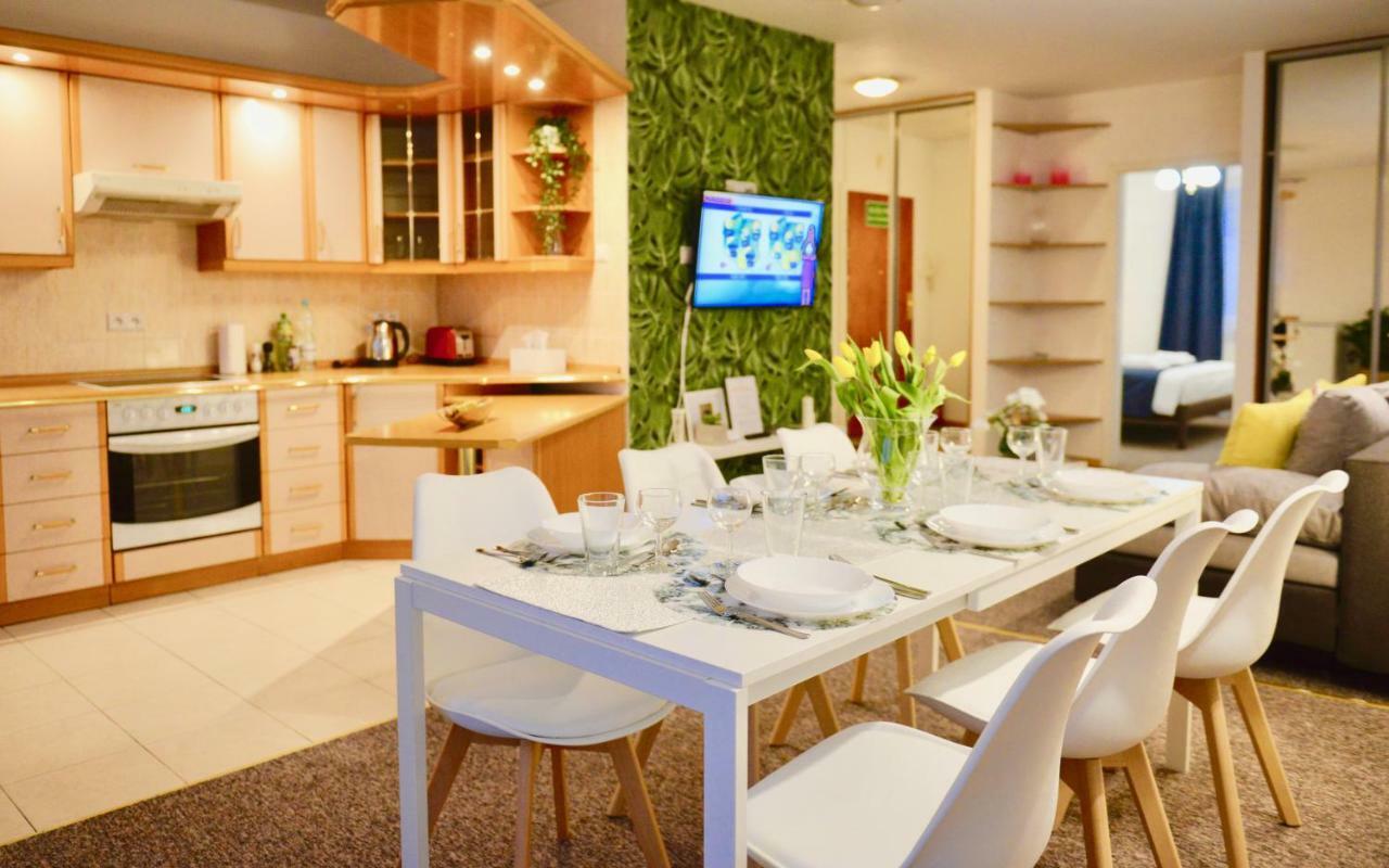 Jessapart- Babka Tower Apartment Варшава Экстерьер фото